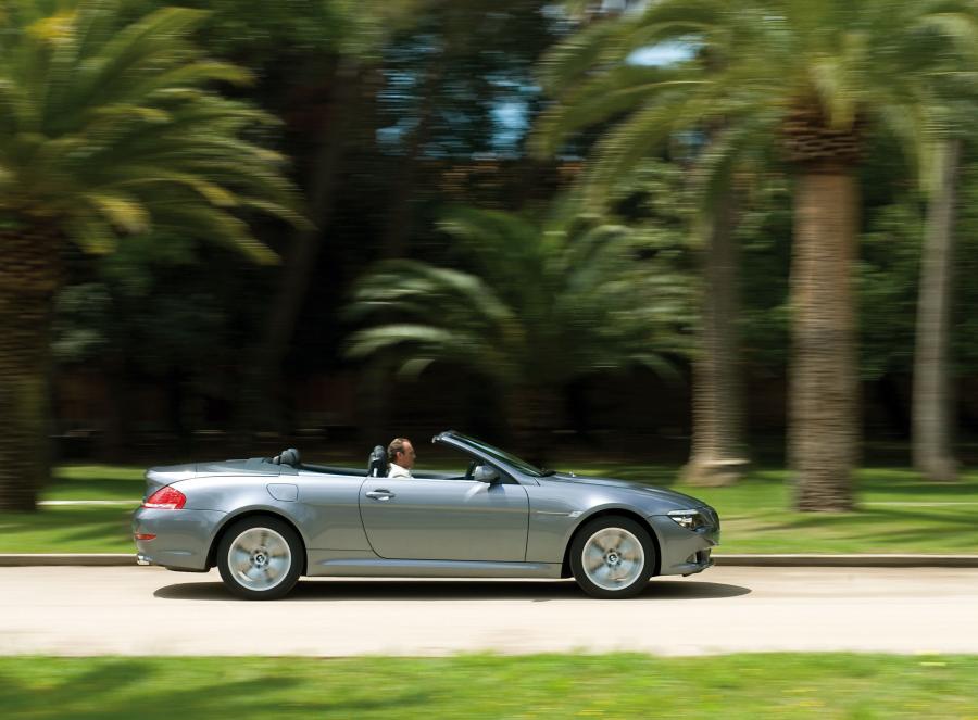  BMW 650i Convertible (E64) 2008 года  (фото 11 из 27)